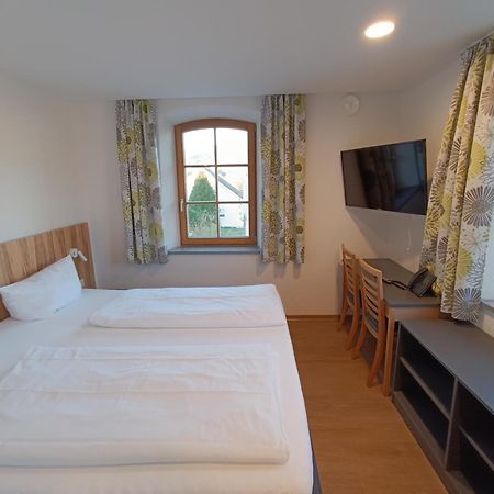 Gasthof Zur Post Lalling Bagian luar foto