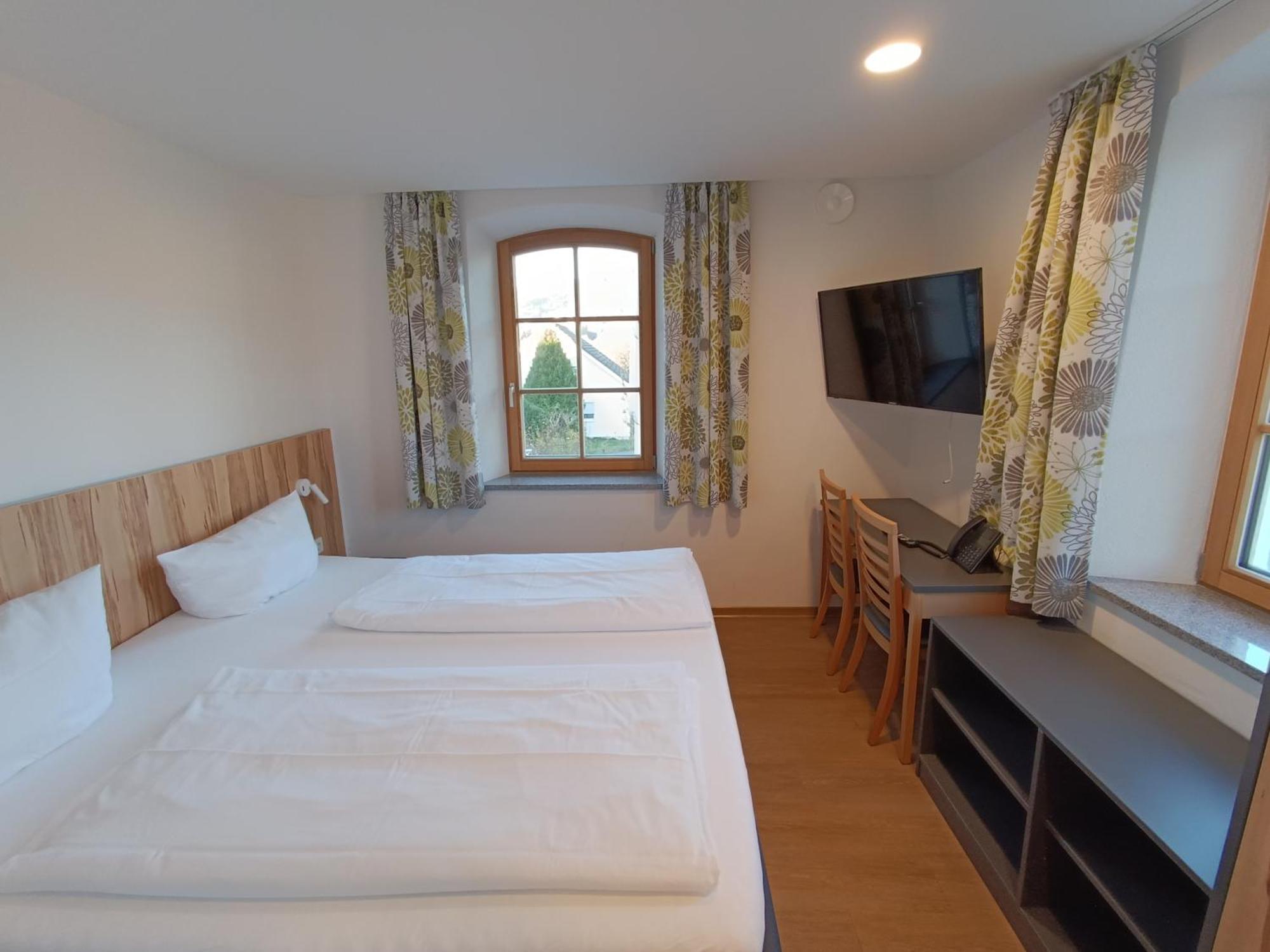 Gasthof Zur Post Lalling Bagian luar foto